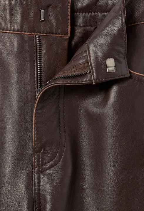 Pantalon droit cuir bouton dor&eacute;