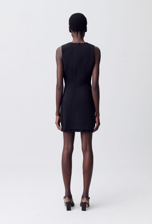 Robe courte plissée