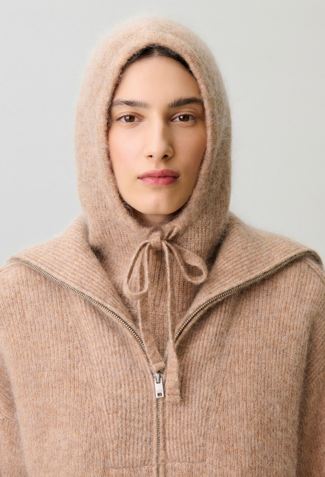Cagoule en maille poilue