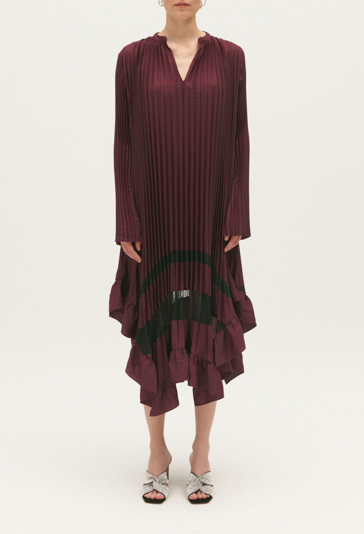 Robe mi-longue plissée