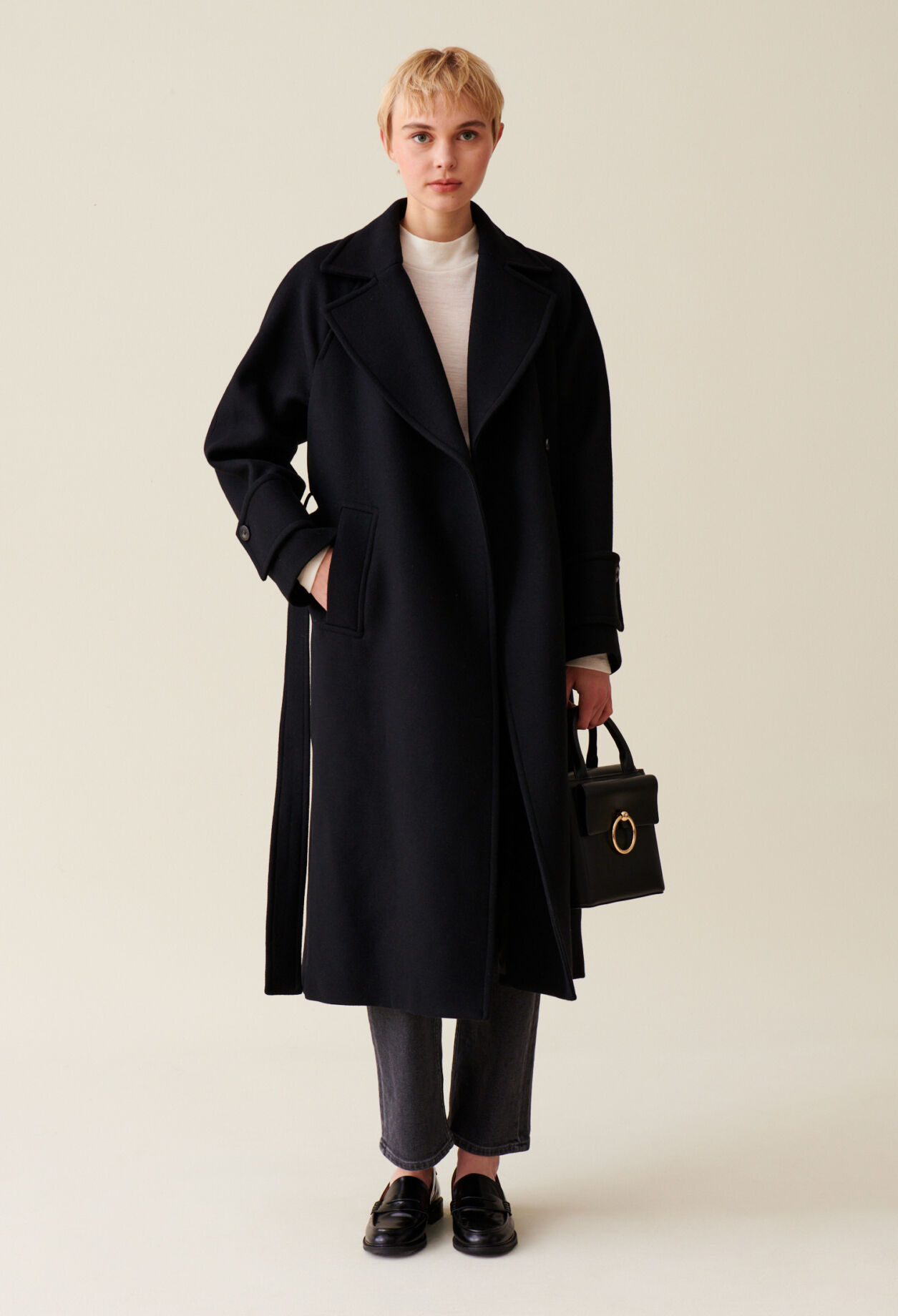 Manteau noir cintré femme store