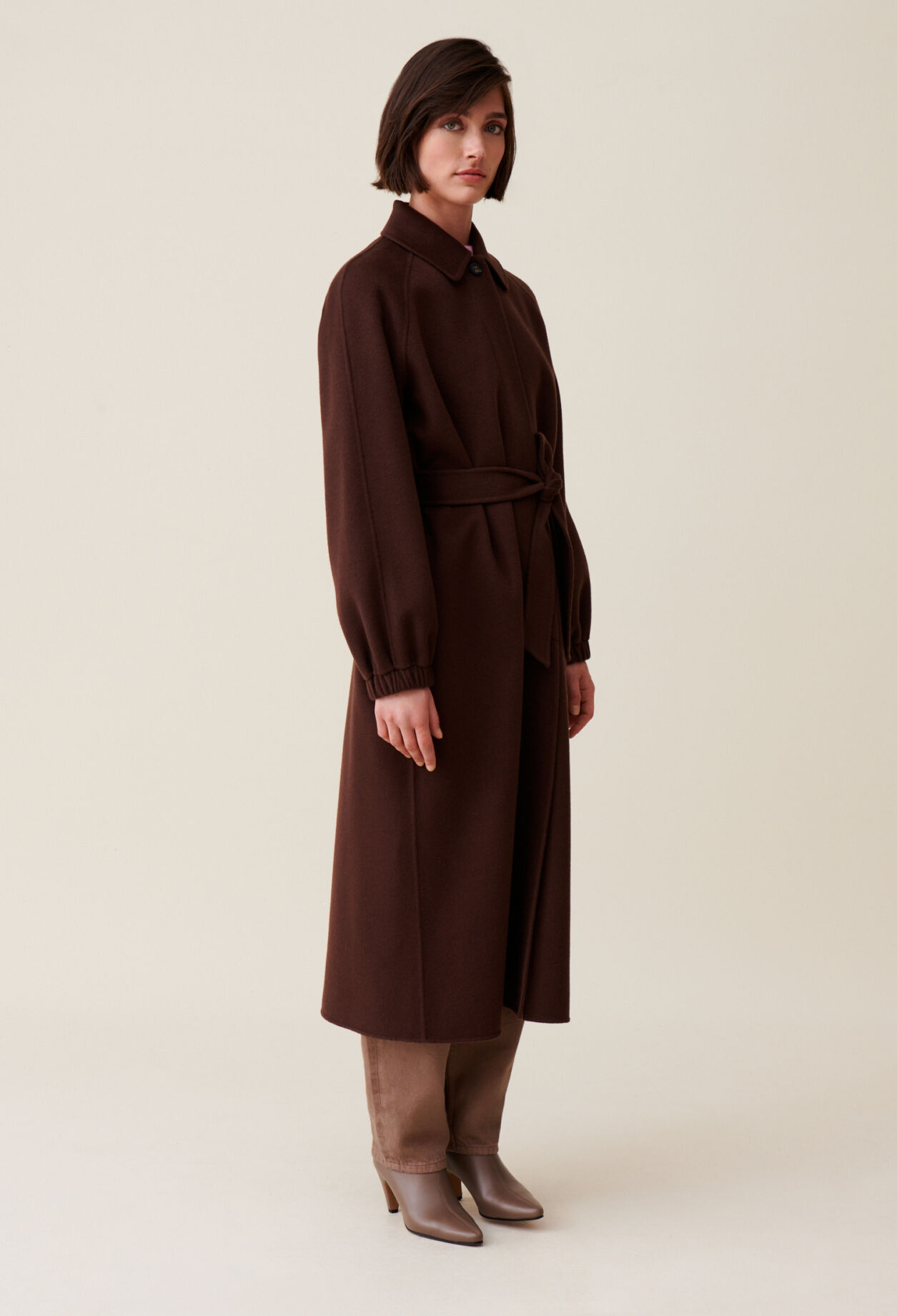 Manteau long ceinturé marron