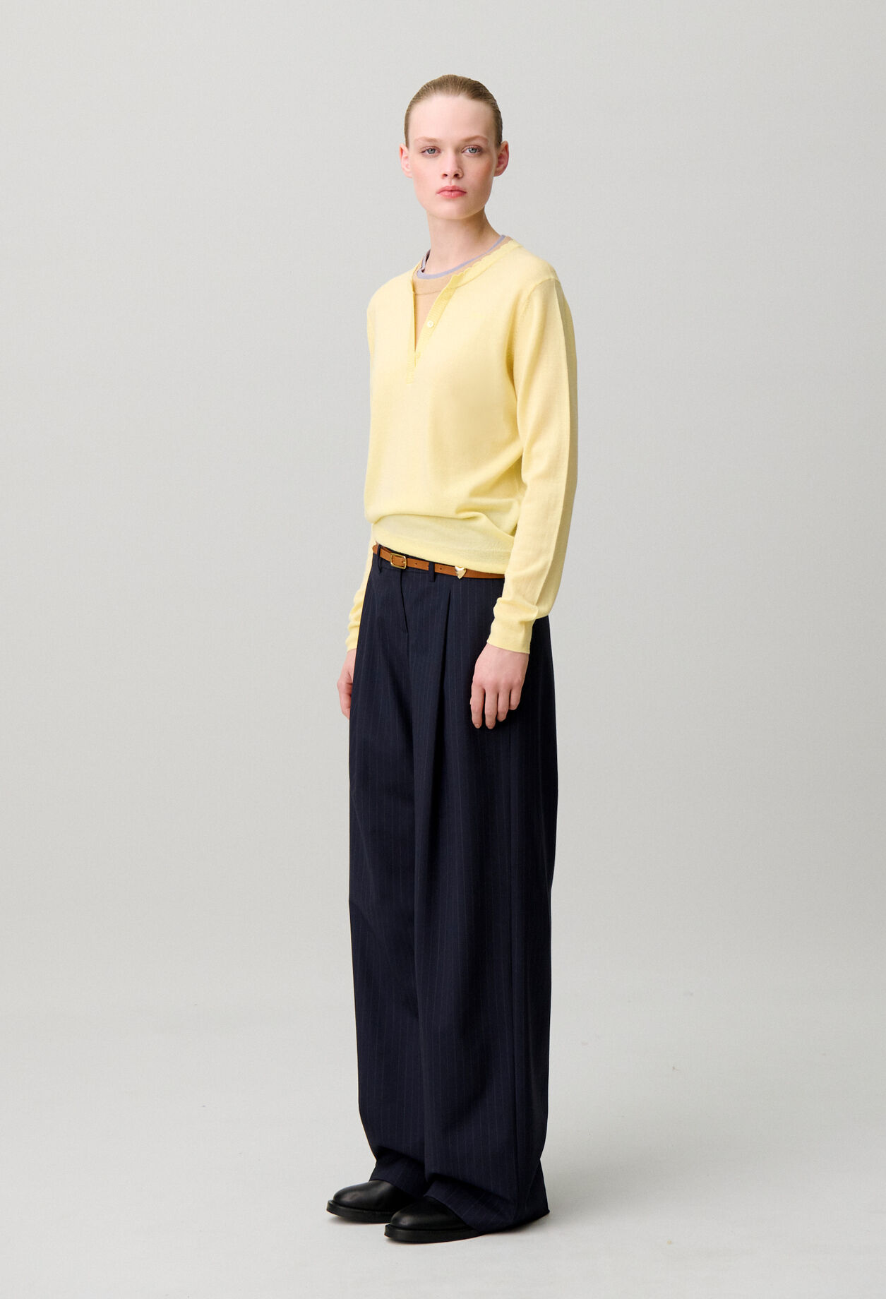 Pull laine col superpos&eacute;