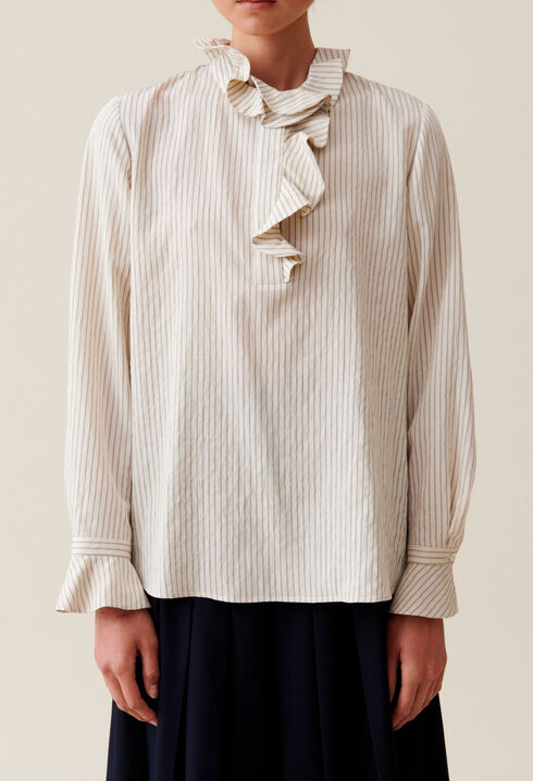 Blouse ray&eacute;e &agrave; volants multiples
