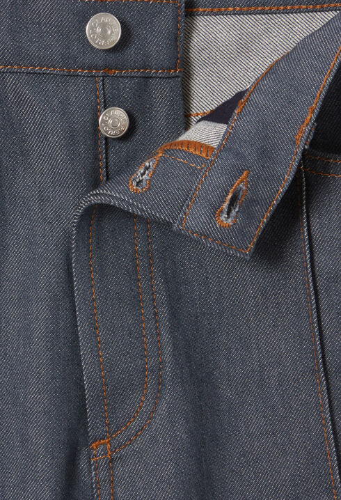 Jean Claude droit taille haute