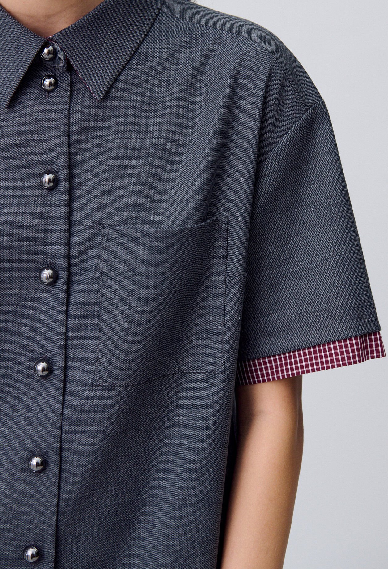 Robe courte plissée