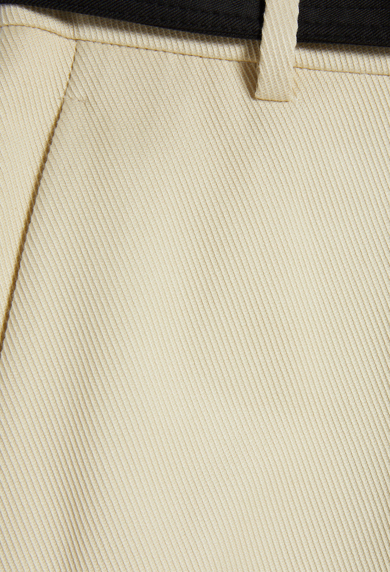 Pantalon droit ceinturé