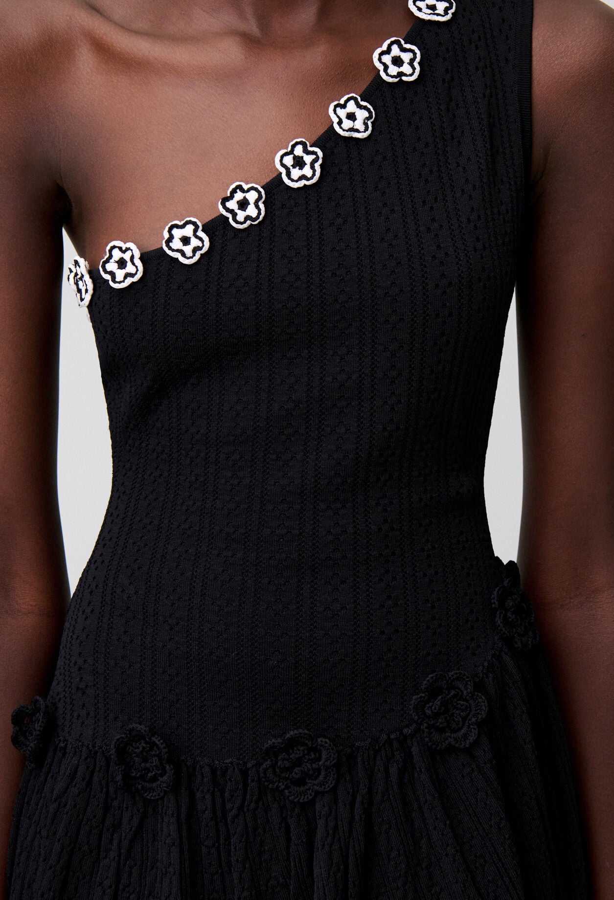 Robe maille fleurs crochet