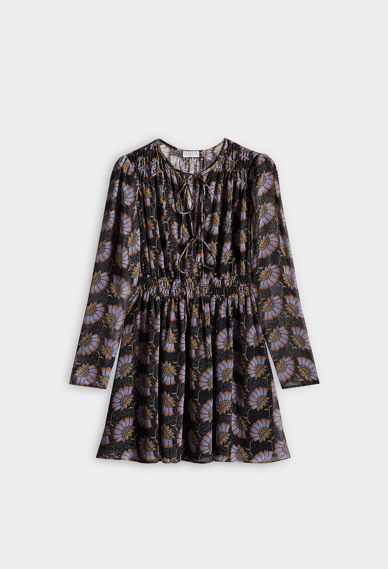 Robe courte à manches longues