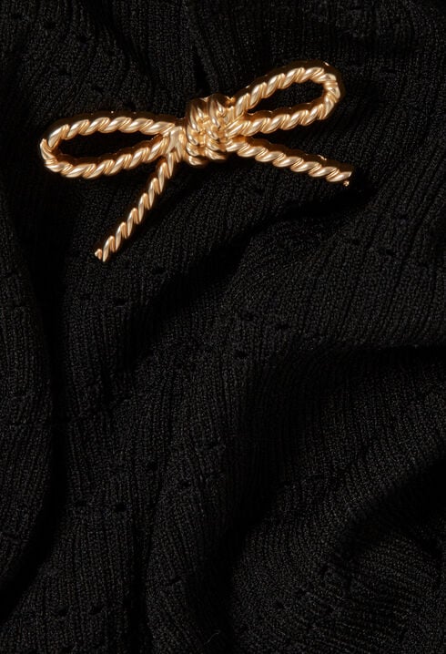 Pull maille fine noeuds