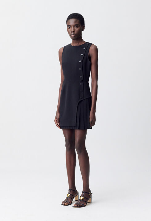 Robe courte plissée