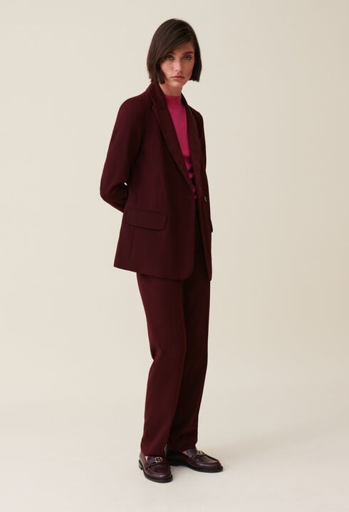 Veste tailleur boutonnée ceinturée