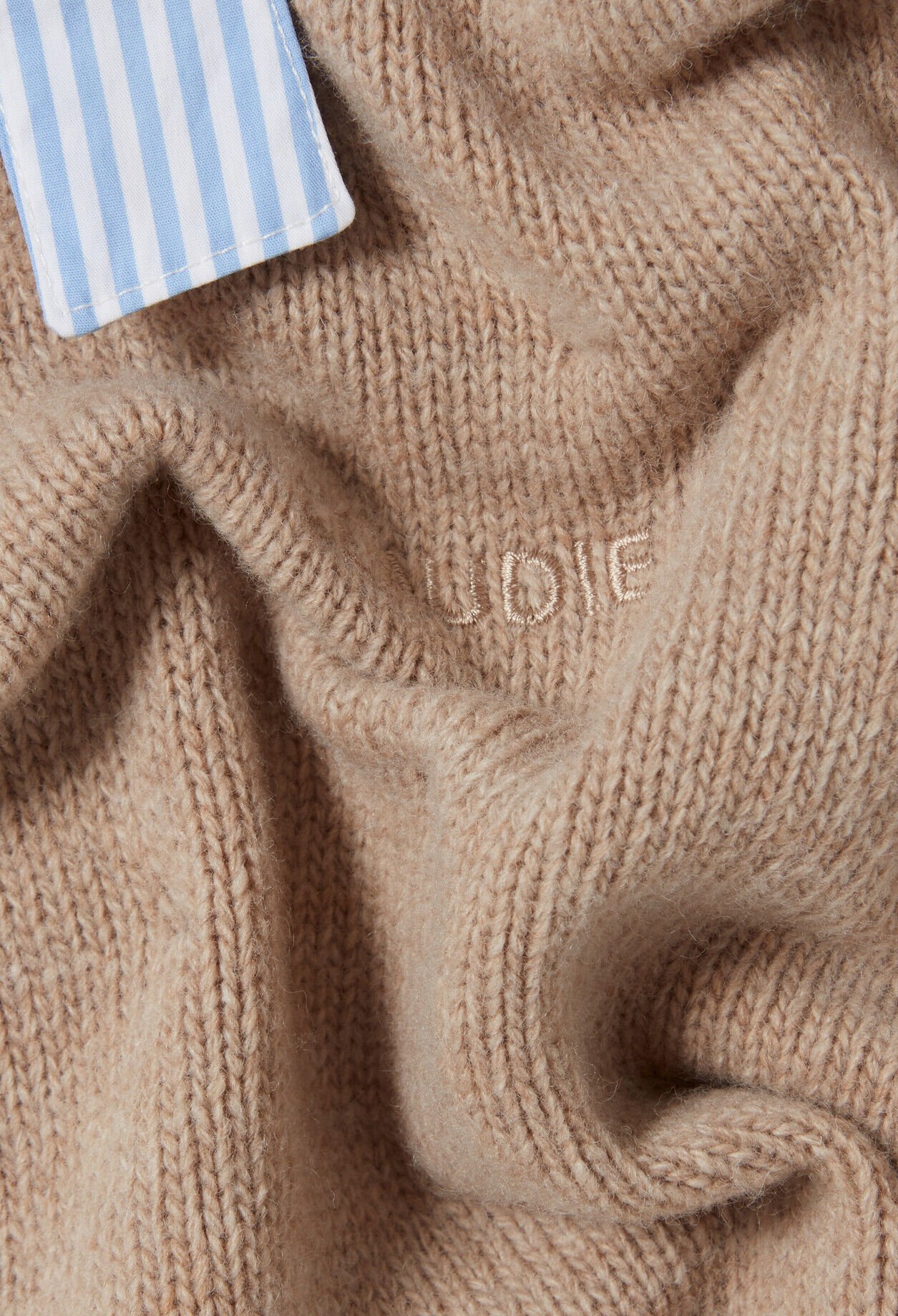 Pull sans manches col amovible