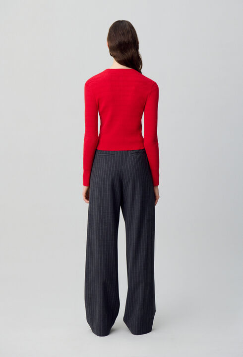 Pull maille fine nœuds