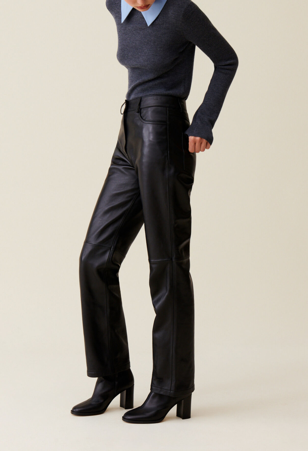 Pantalon droit cuir