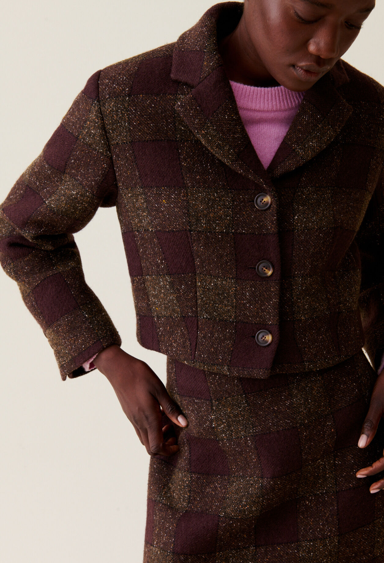 Veste courte carreaux boutonnée