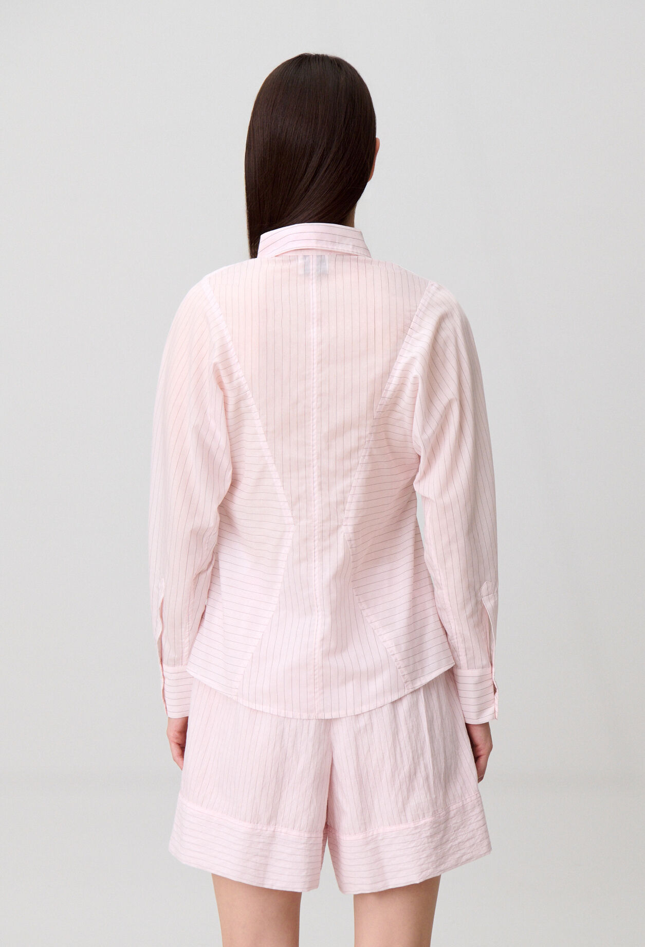 Chemise dos volant&eacute;