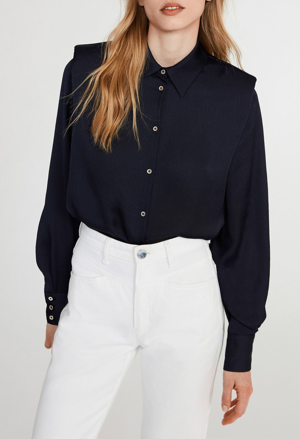 Blouse polyester