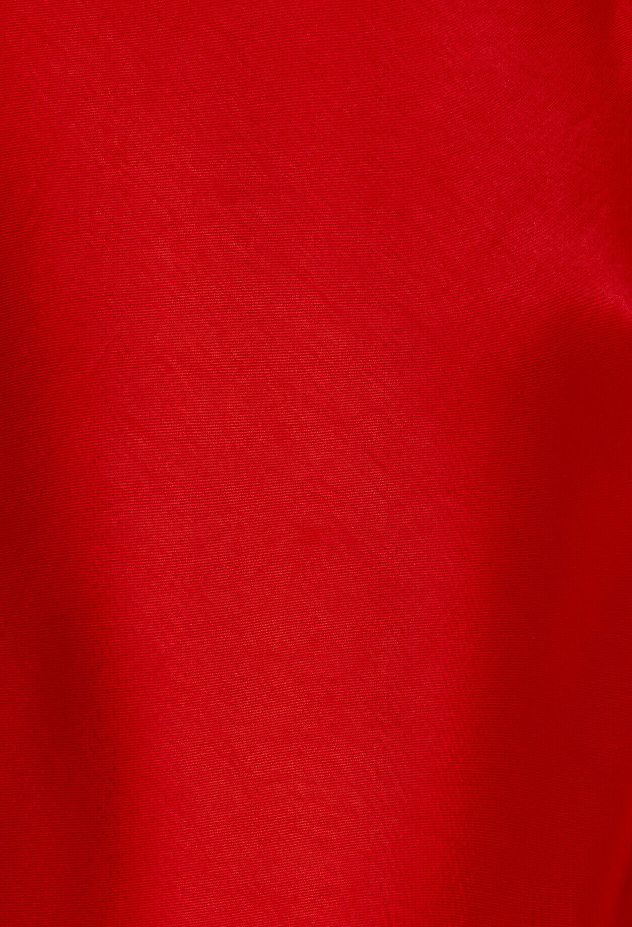 Robe longue satinée dos nu