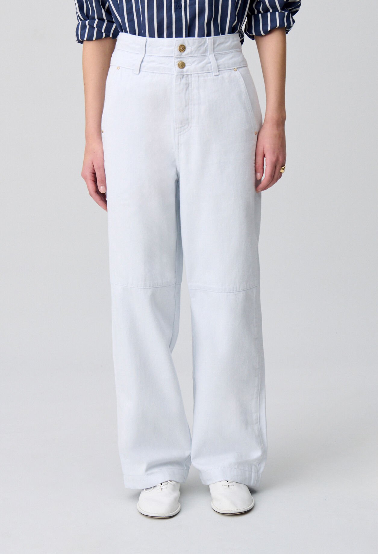 Jean esprit cargo