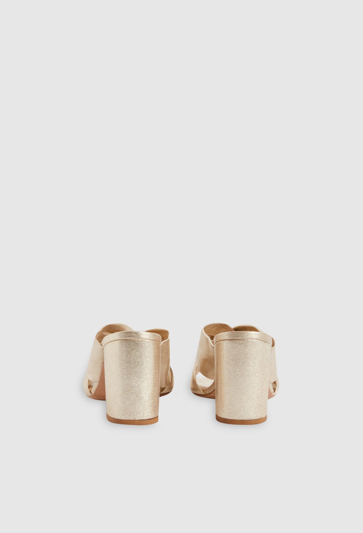 Mules en cuir doré