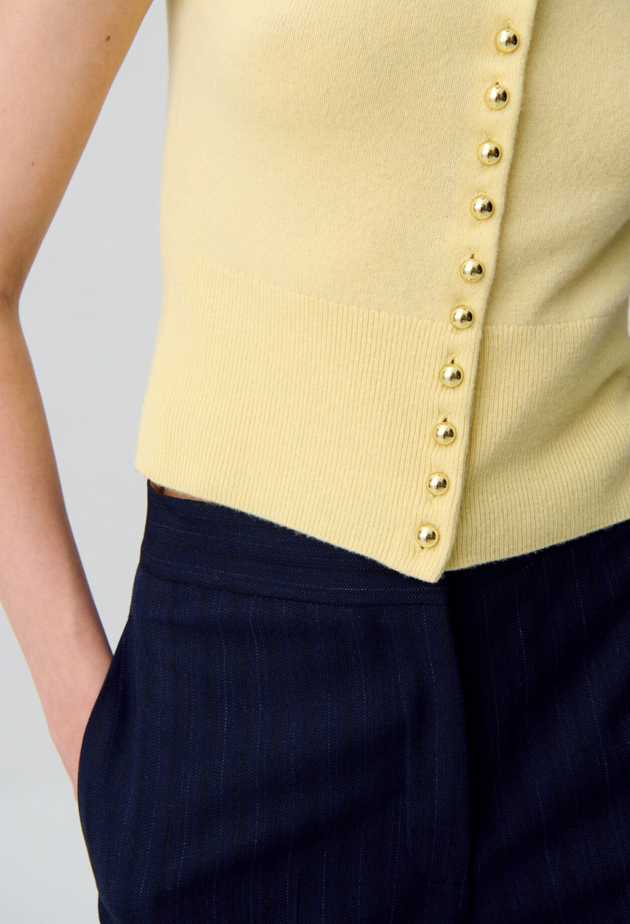 Top maille boutonné