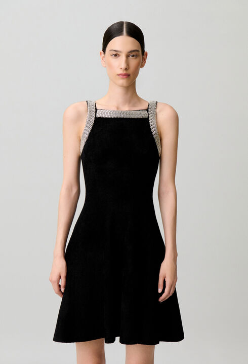 Robe &eacute;vas&eacute;e maille velours perles