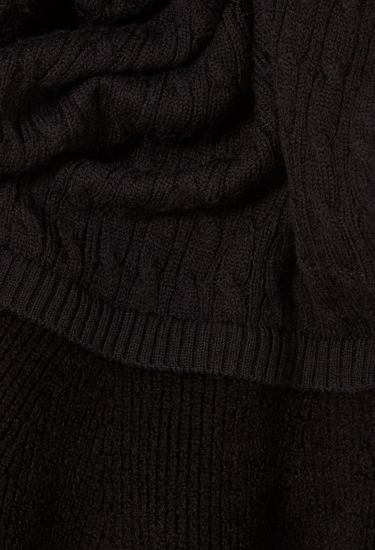 Robe maille col roulé