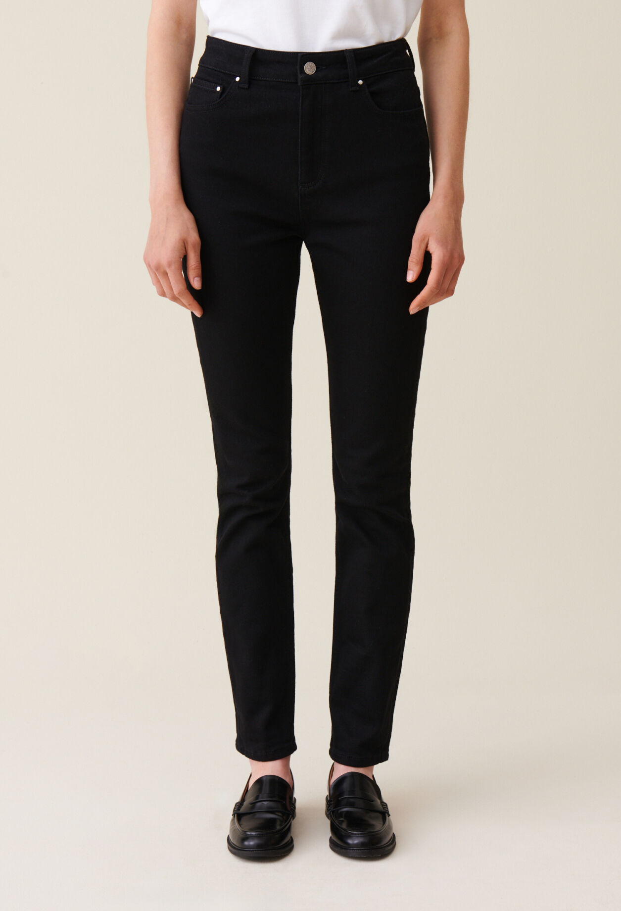 Jean slim noir taille mi-haute