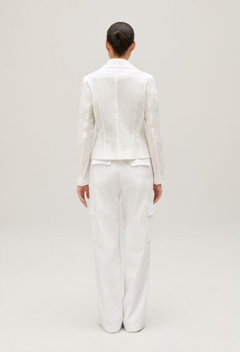 Veste tailleur cintr&eacute;e blanche