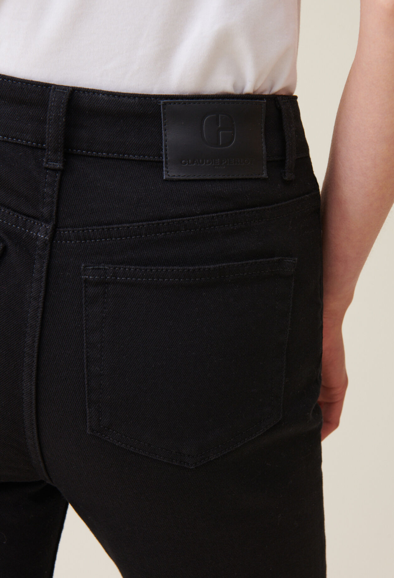 Jean slim noir taille mi-haute