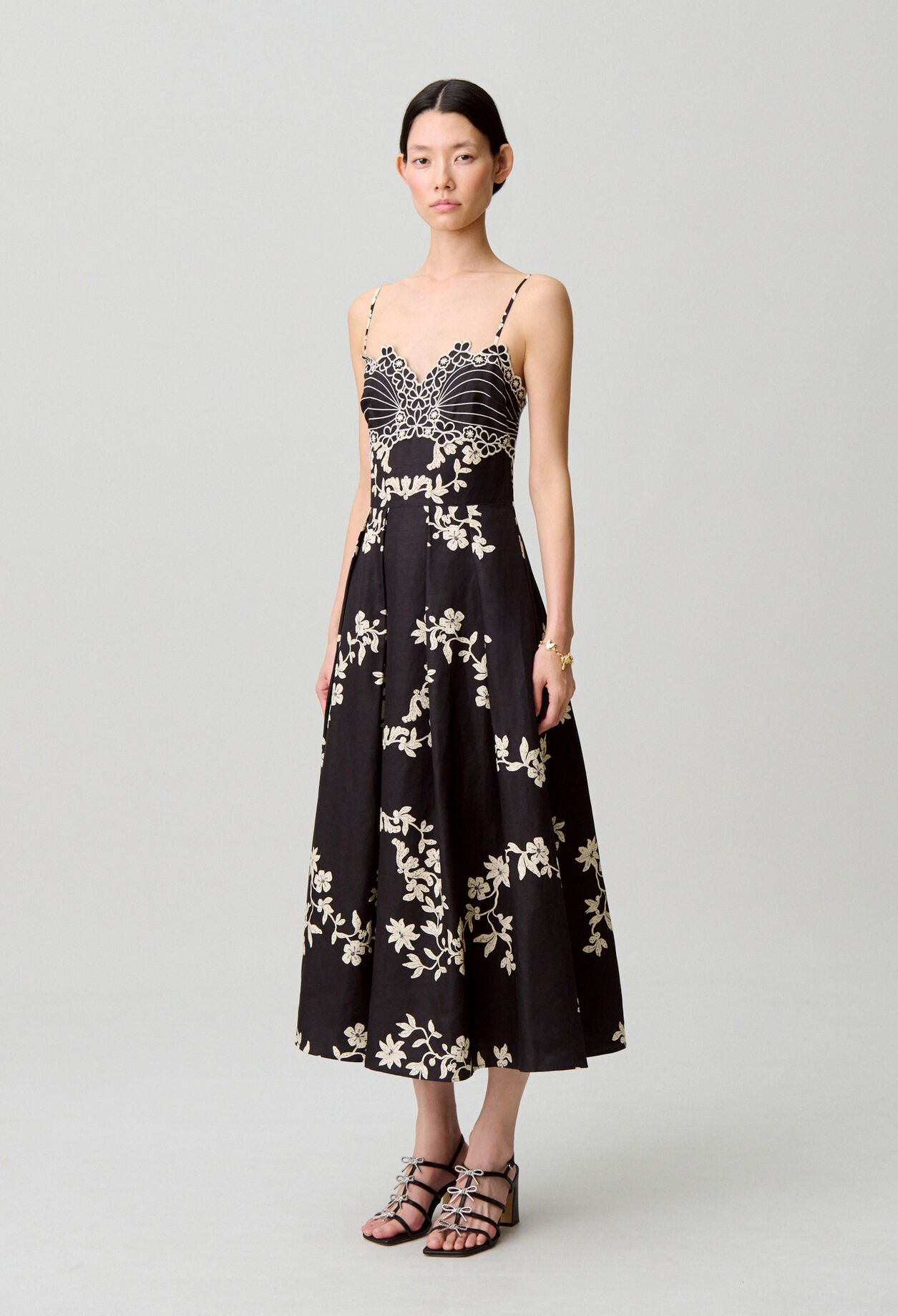 Robe longue d&eacute;collet&eacute;e