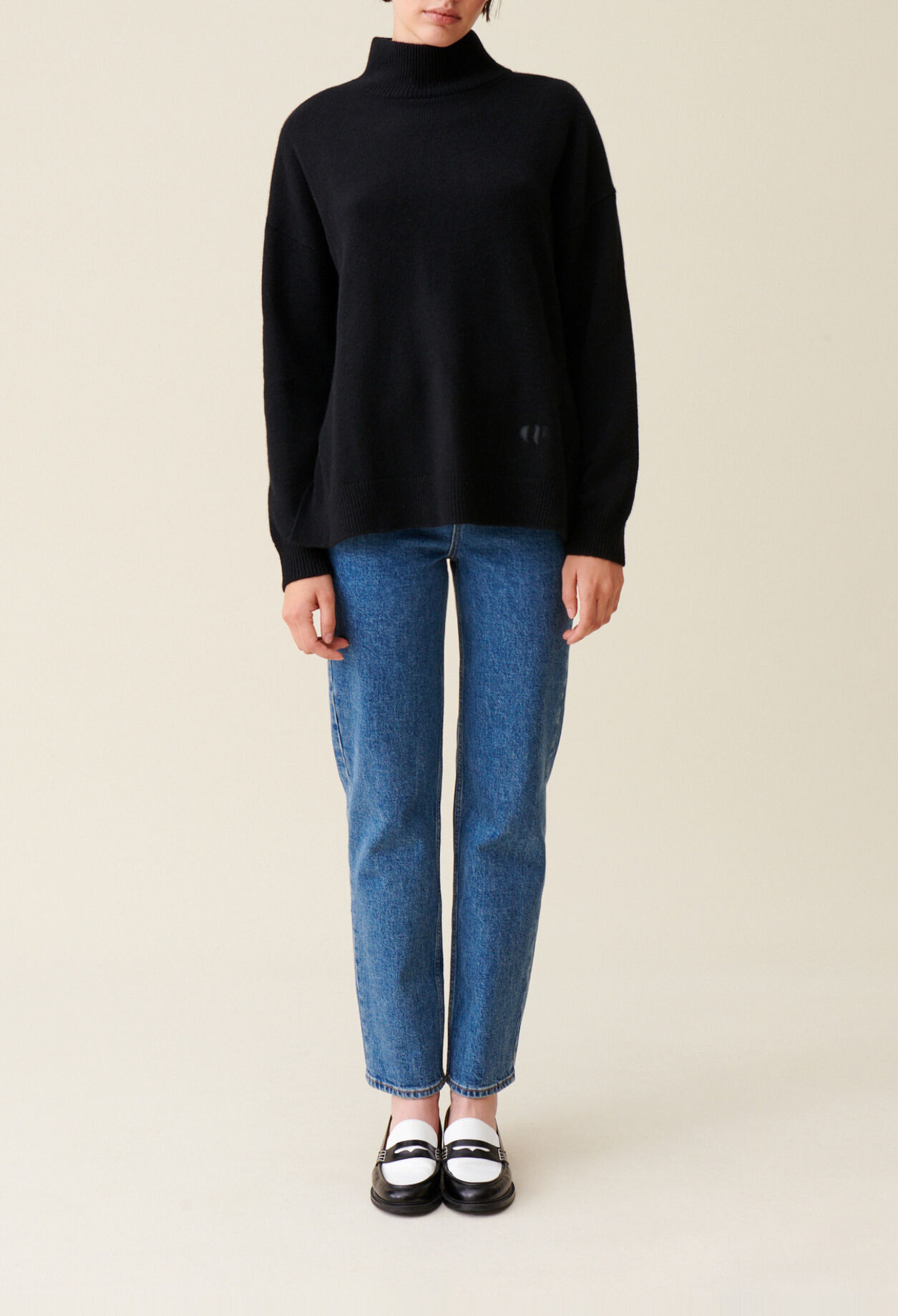 Pull col montant cachemire noir