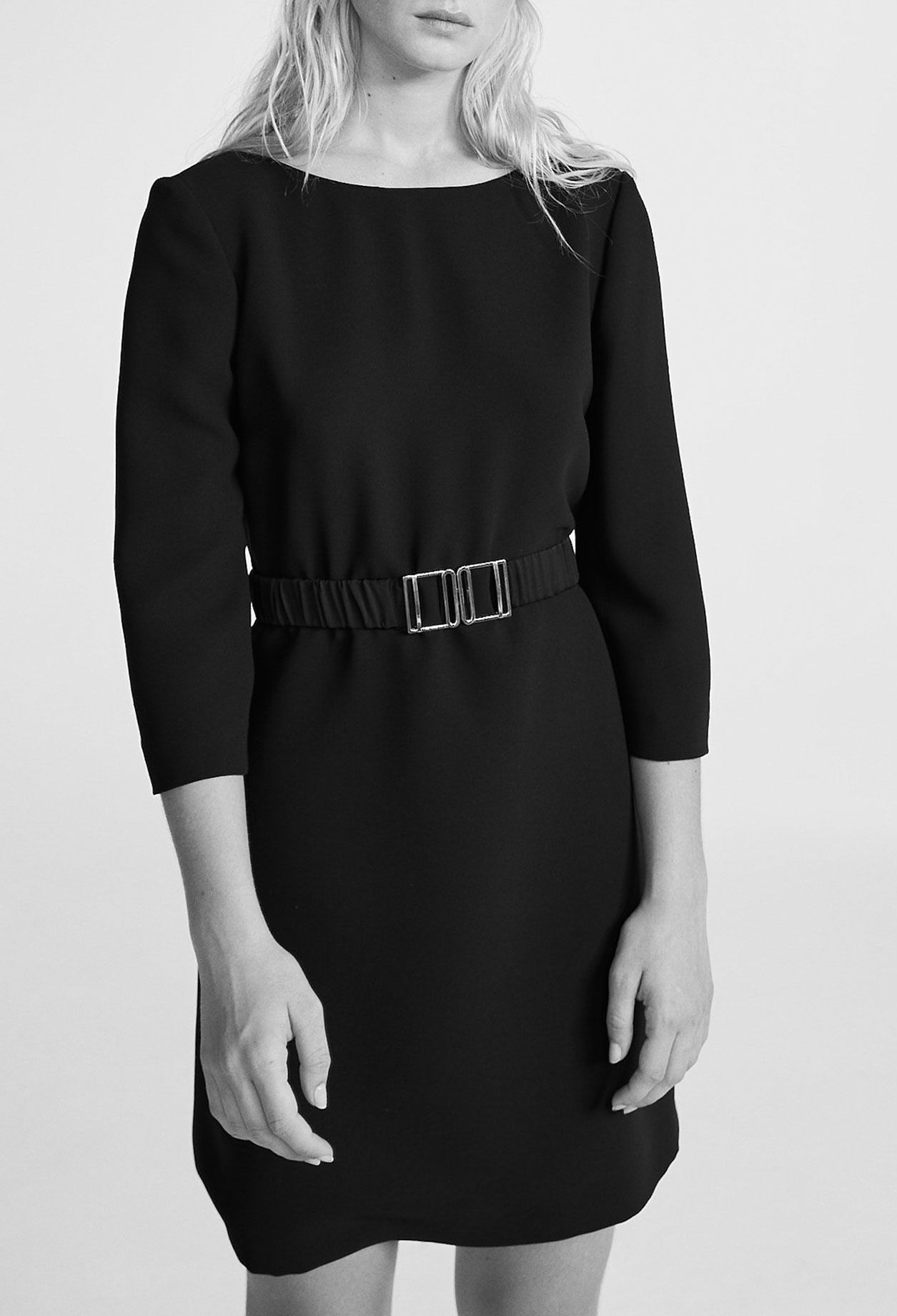 Robe ceinturée