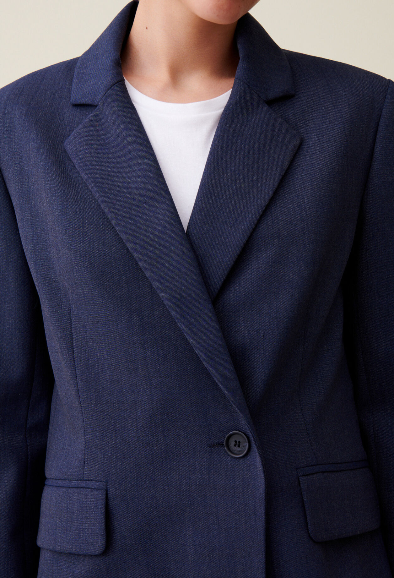 Veste tailleur crois&eacute;e marine