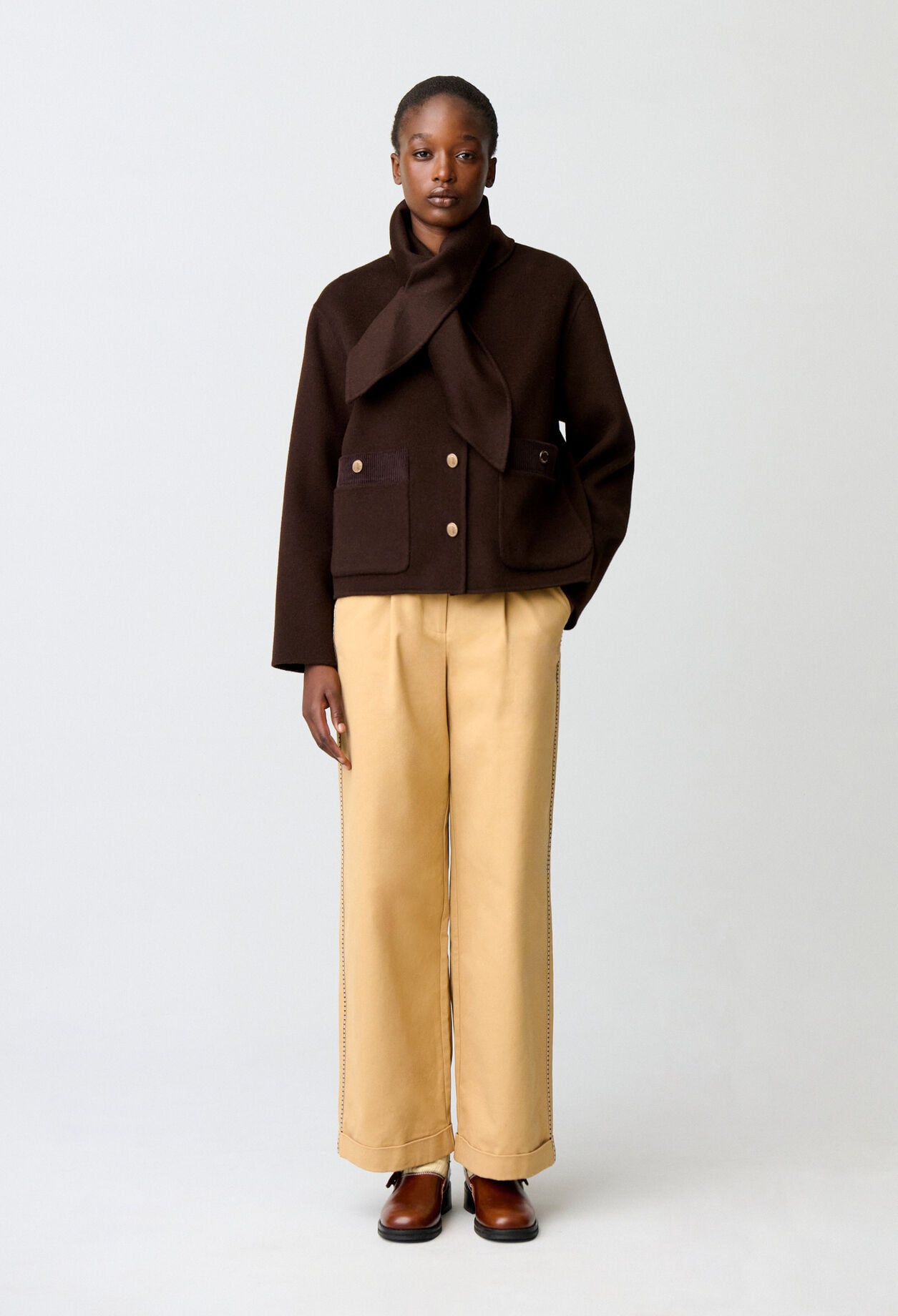 Manteau court laine m&eacute;lang&eacute;e