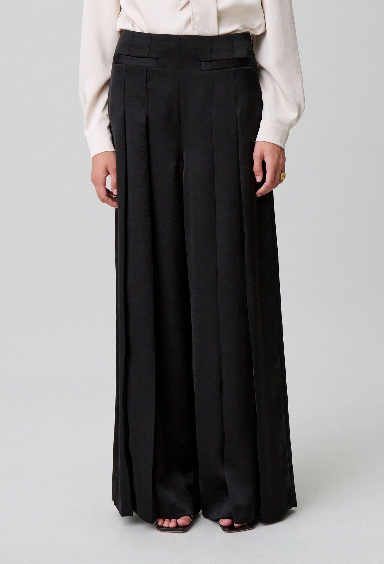 Pantalon large plissé