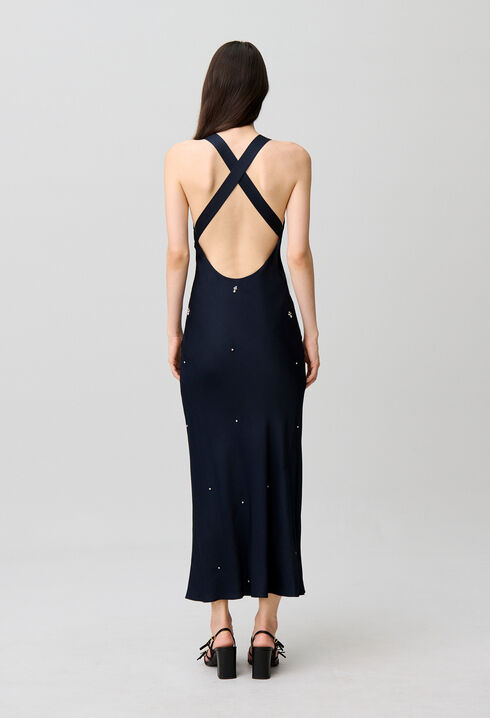 Robe longue satin brod&eacute; perles strass
