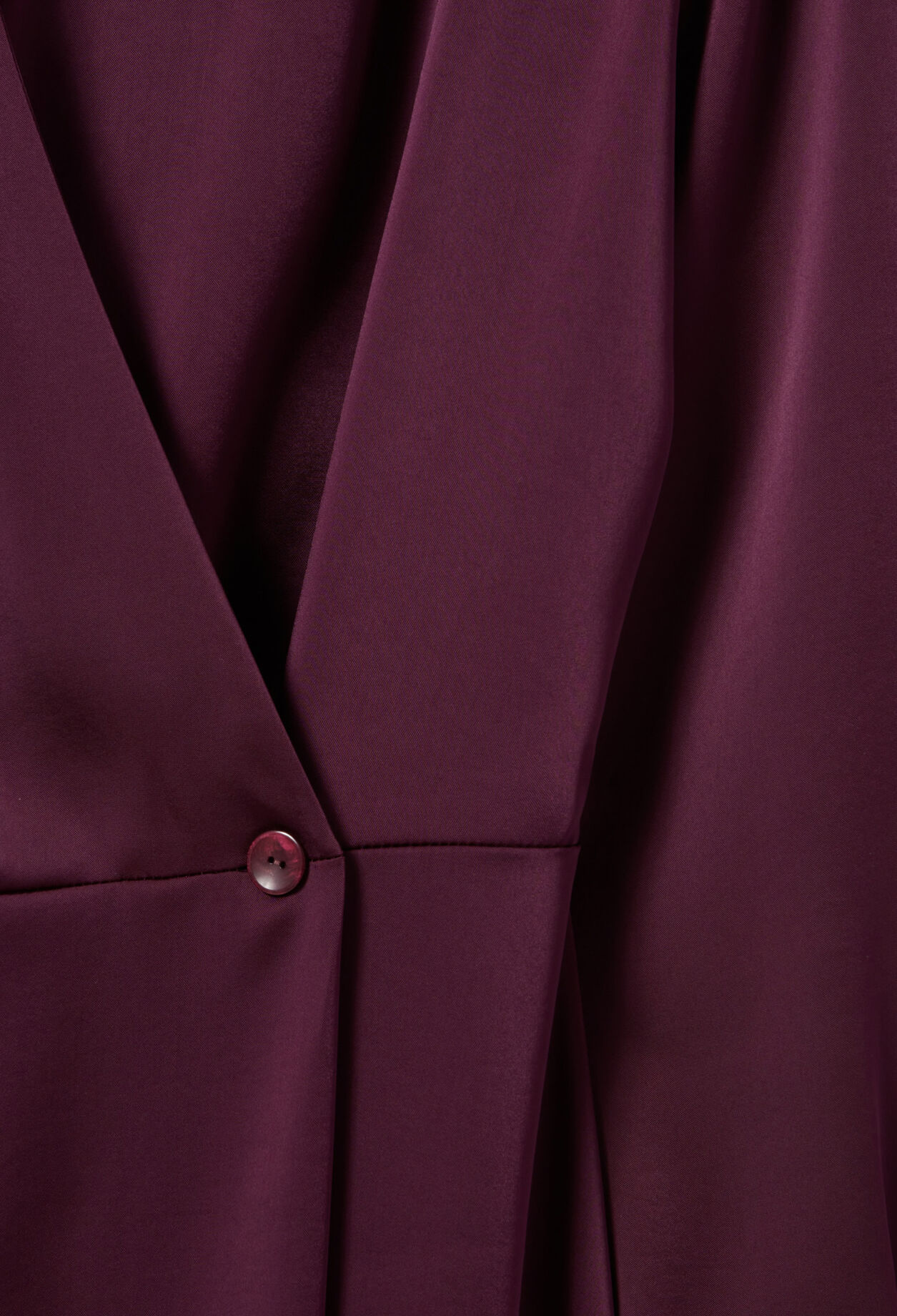 Robe longue fluide crois&eacute;e bordeaux