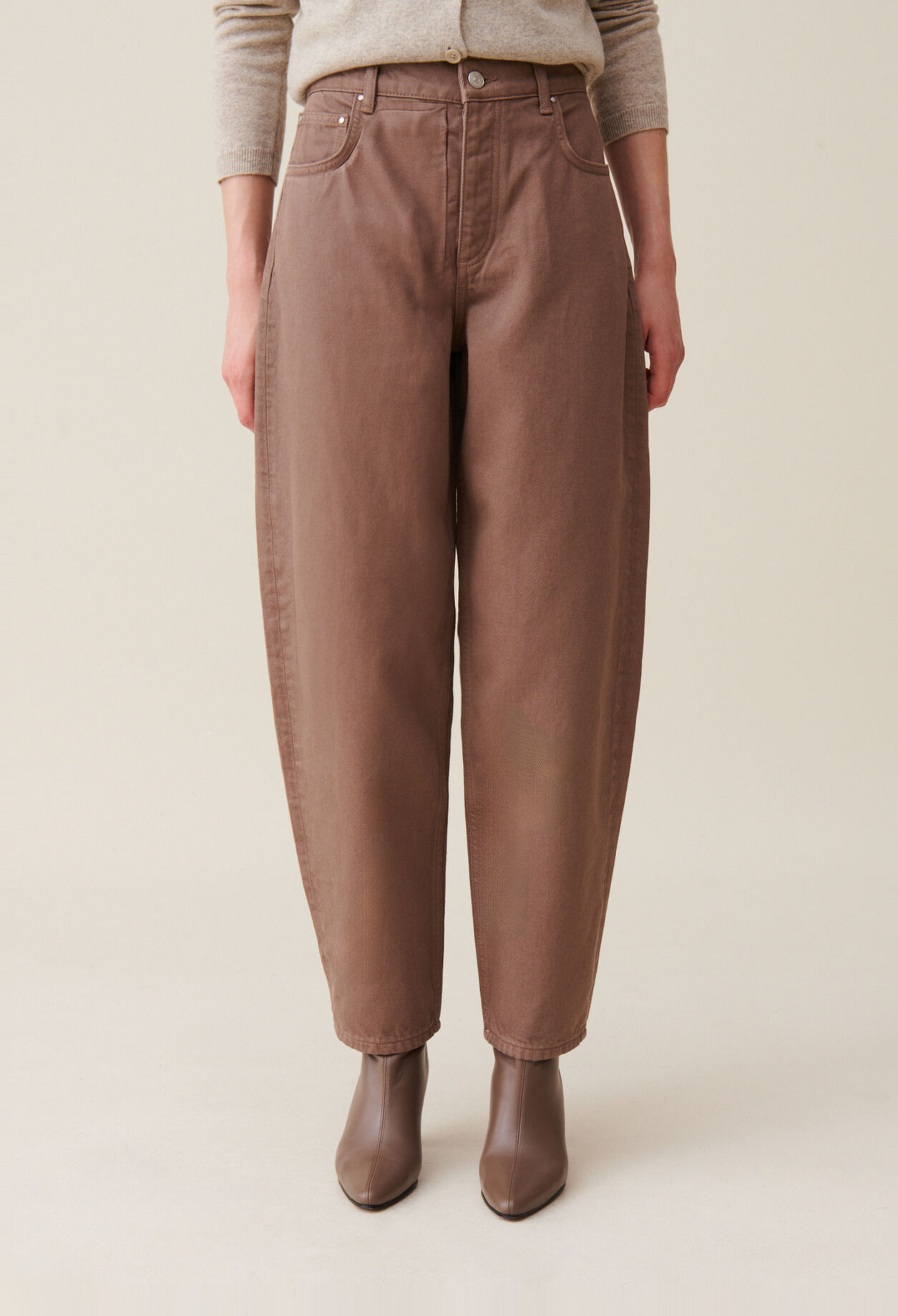 Jean Luc mom taupe