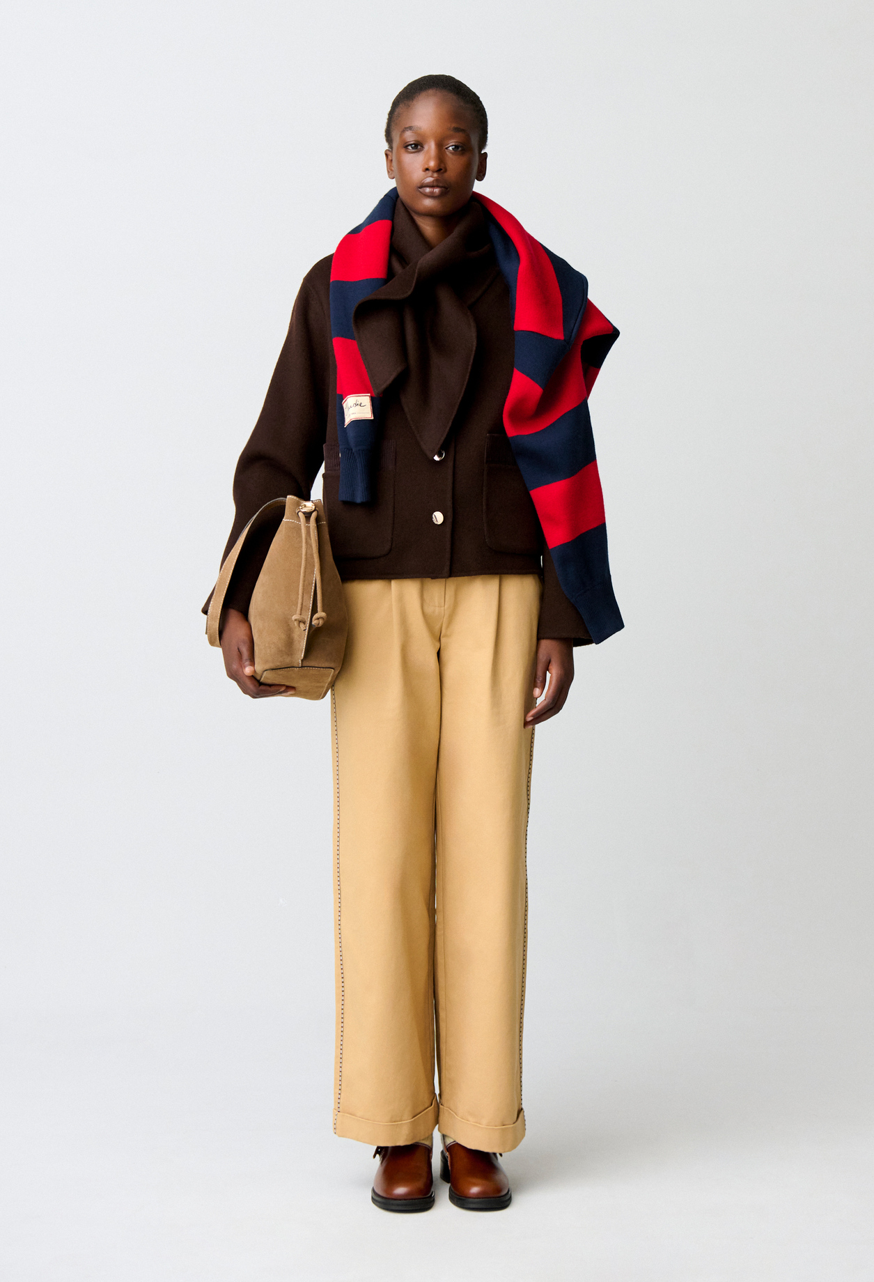 Manteau court laine mélangée