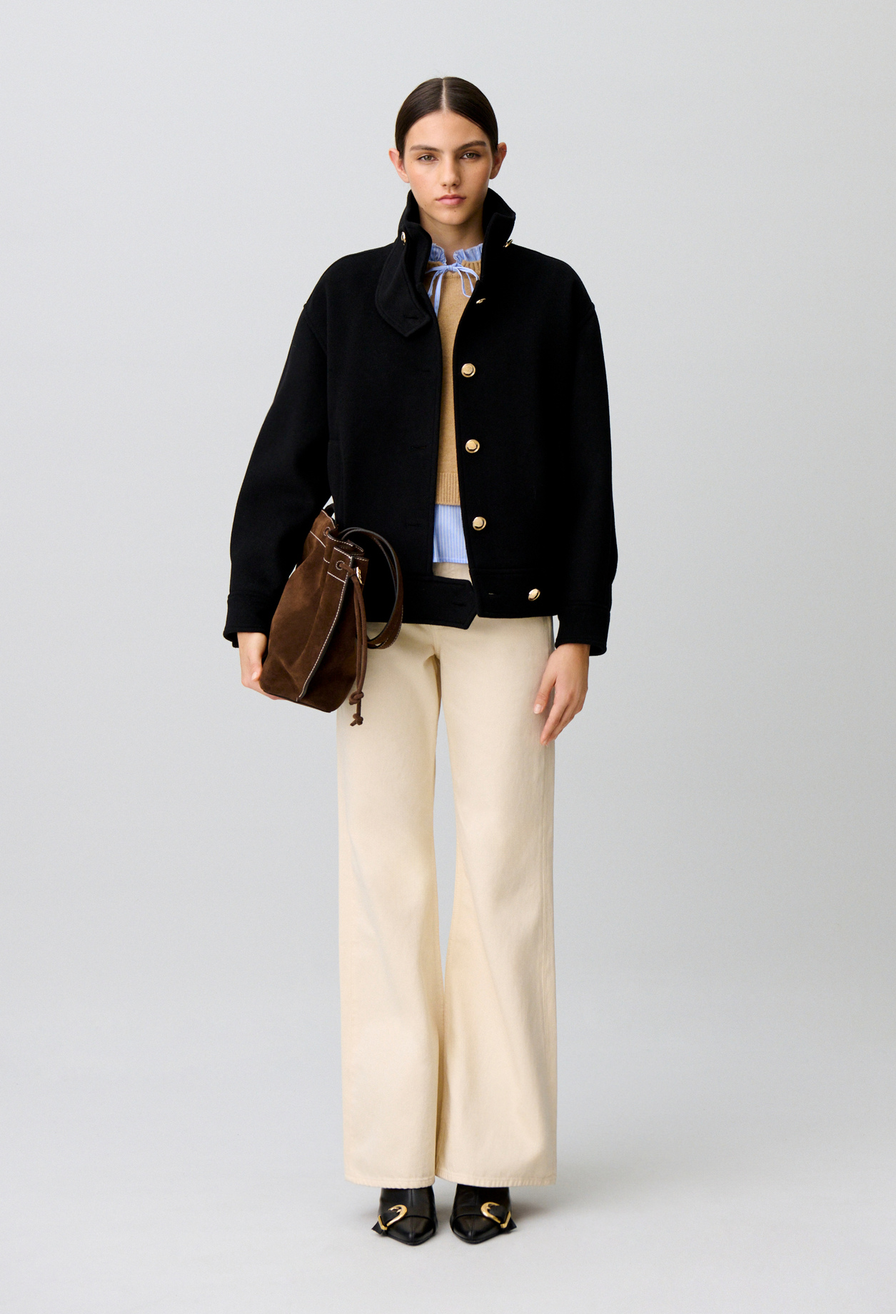 Manteau court noir col montant